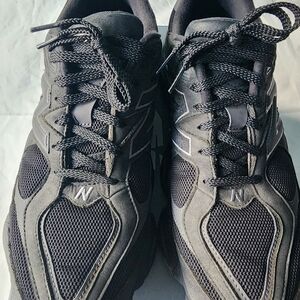 New Balance Men's Gray Sneakers